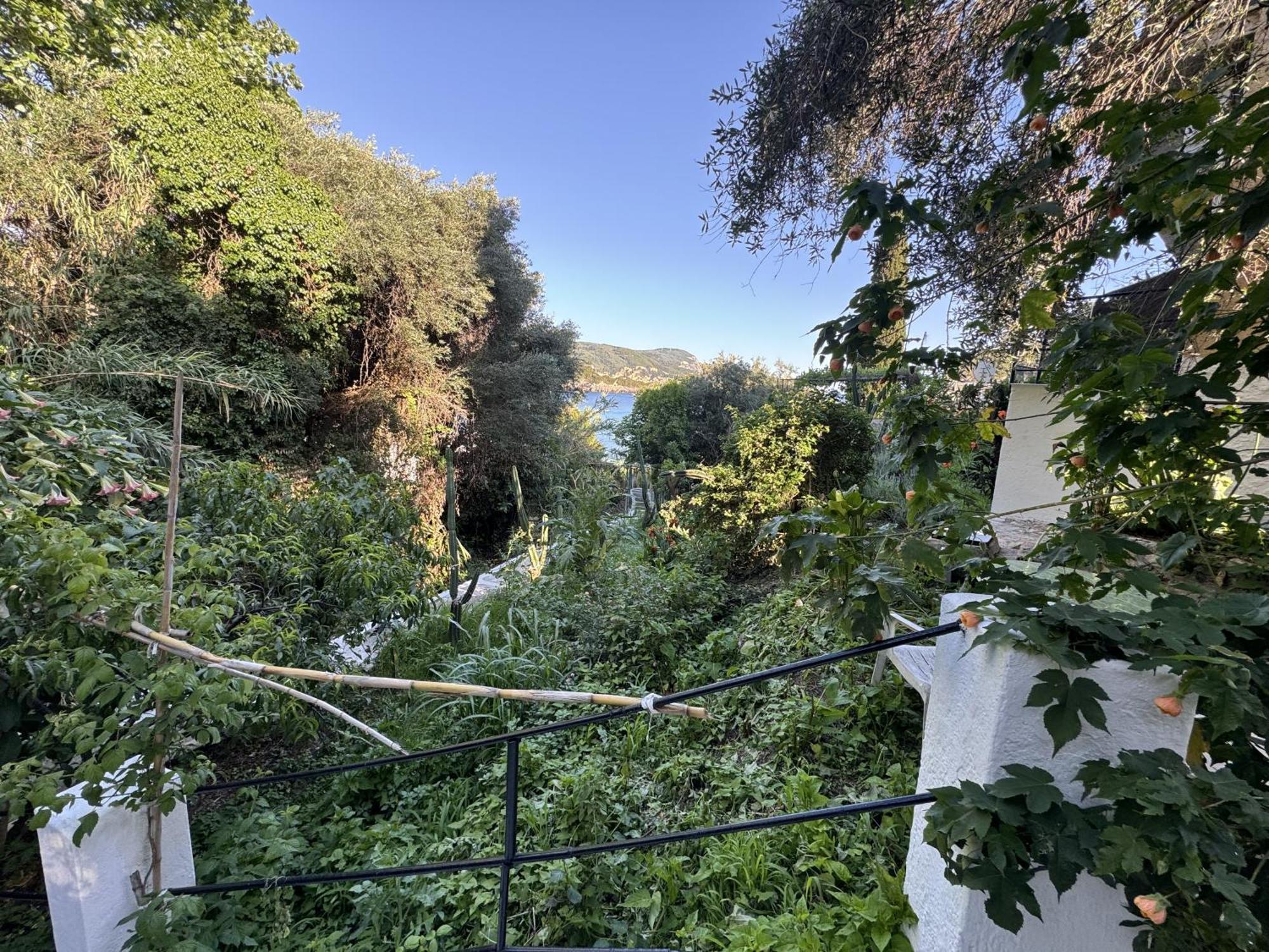 Sea Breeze Apartment